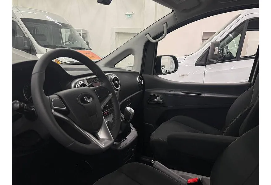 Sollers SF1 1.5 MT (136 л.с.) Серебристый в АВИЛОН. Слайд №5