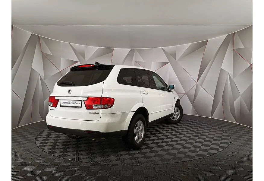 SsangYong Kyron 2.3 E-Tronic 4WD (150 л.с.) Белый в АВИЛОН. Слайд №2