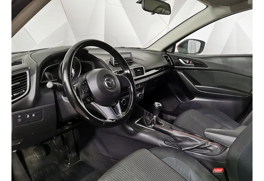 Mazda 3 1.6 MT (104 л.с.) Красный в АВИЛОН. Слайд №19 Mazda 3 1.6 MT (104 л.с.) Красный в АВИЛОН. Слайд №19