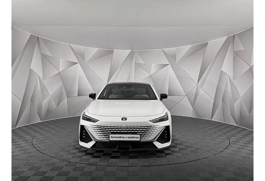 Changan UNI-V 1.5 AMT (181 л.с.) LX Белый в АВИЛОН. Слайд №7