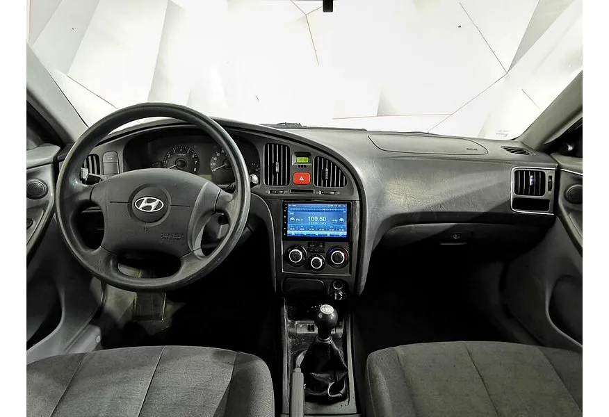 Hyundai Elantra 1.6 MT (105 л.с.) Черный в АВИЛОН. Слайд №14