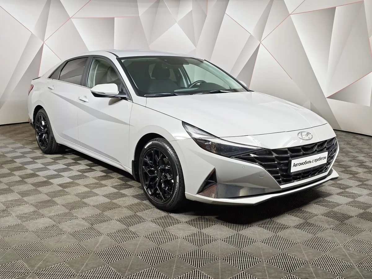 Hyundai Elantra 1.6 AT FWD (128 л.с.) Style Серый в АВИЛОН. Слайд №3