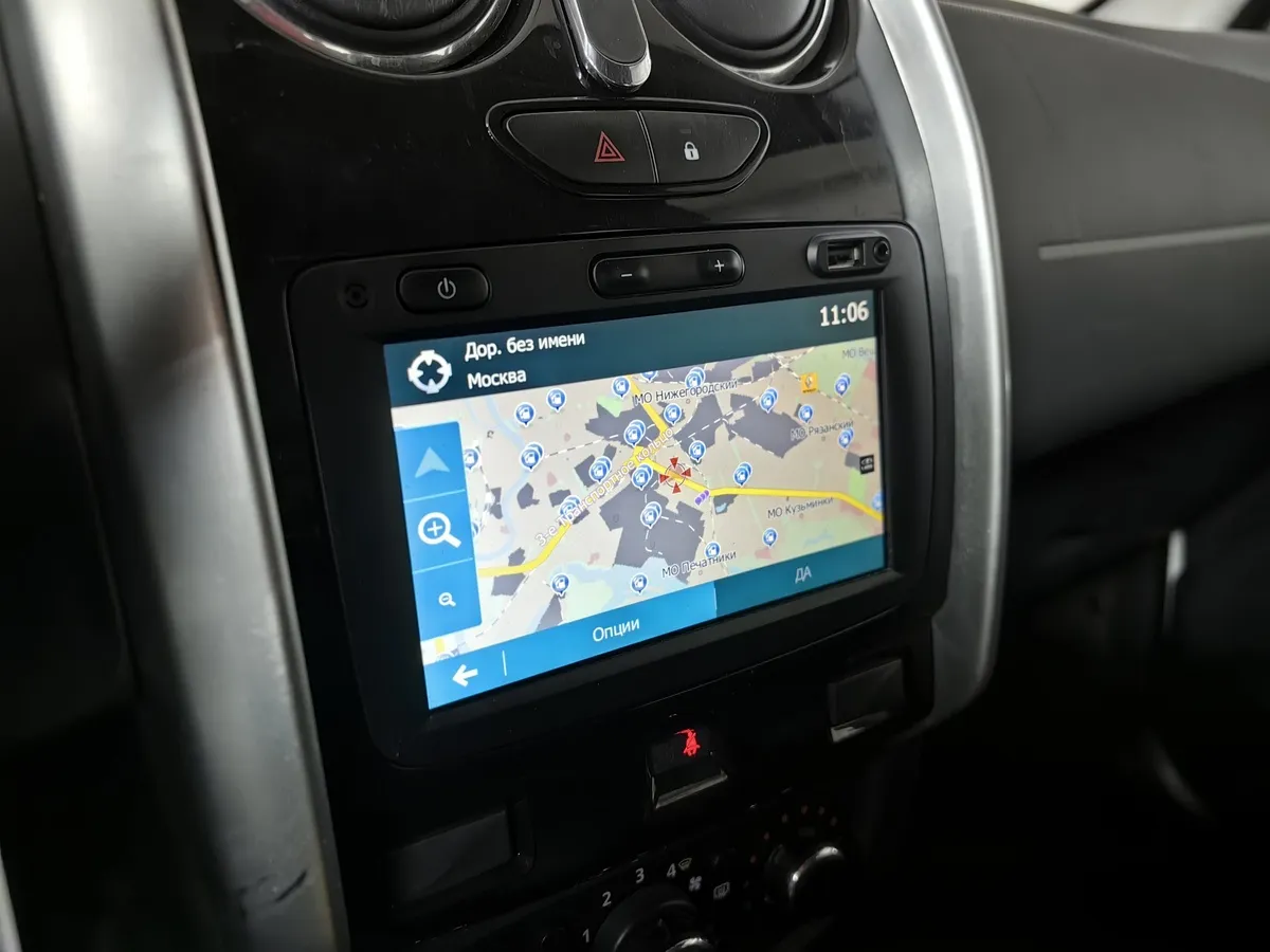 ВАЗ (Lada) Largus 1.6 MT 16 кл (5 мест) (105 л.с.) Белый в АВИЛОН. Слайд №21