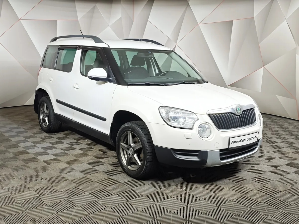 Skoda Yeti 1.2 TSI DSG (105 л.с.) Active Белый в АВИЛОН. Слайд №3