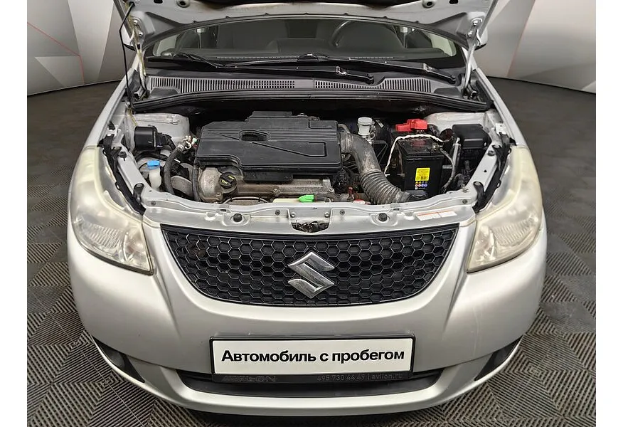 Suzuki SX4 1.6 MT (107 л.с.) Серебристый в АВИЛОН. Слайд №10