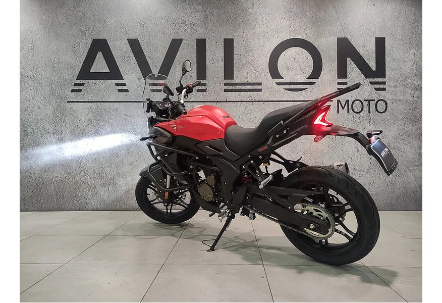 VOGE 300DS 292 см³ (29 л.с.) Красный в АВИЛОН. Слайд №5