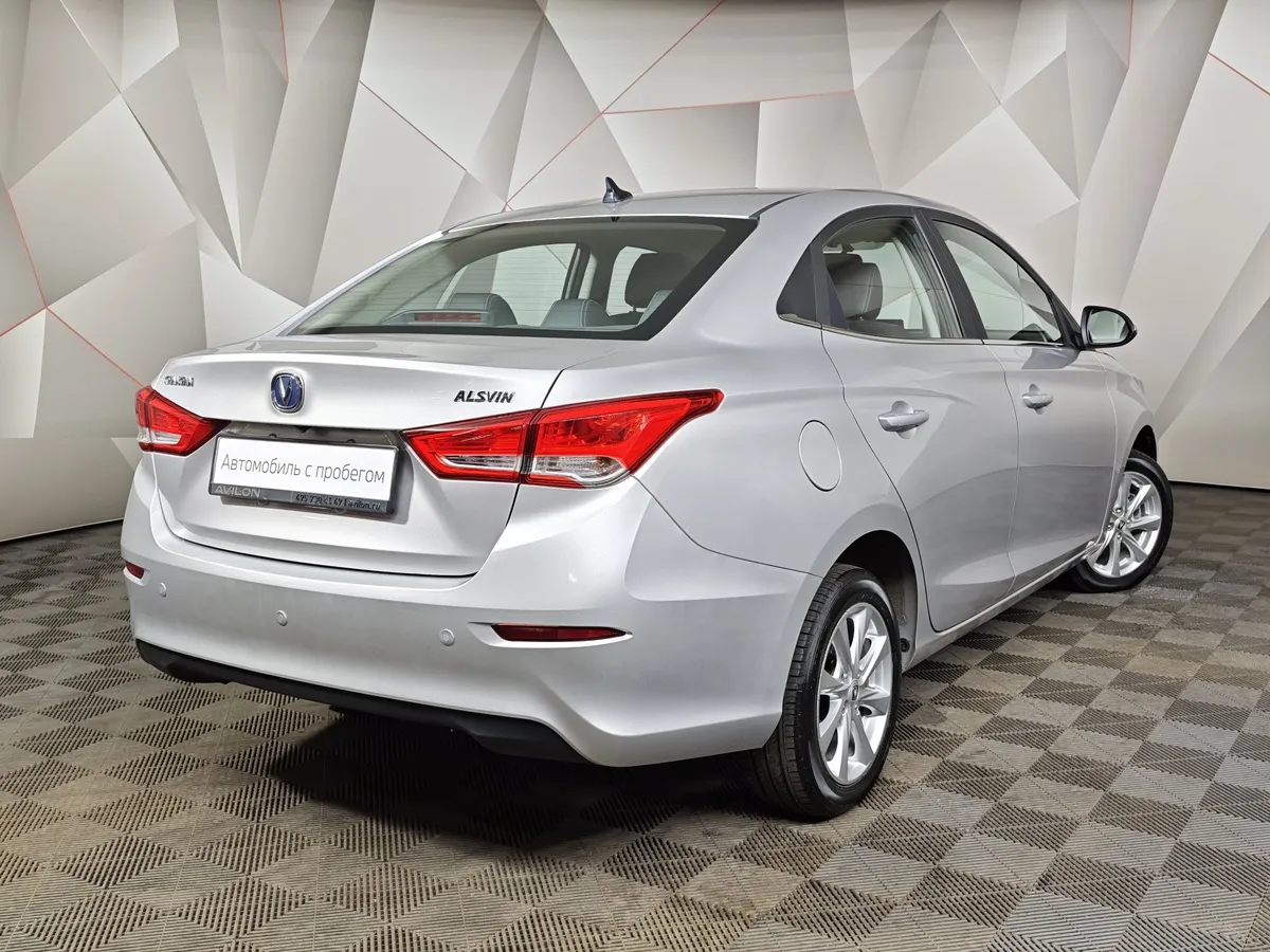 Changan Alsvin 1.5 DSG 2WD (107 л.с.) LX Серый в АВИЛОН. Слайд №2
