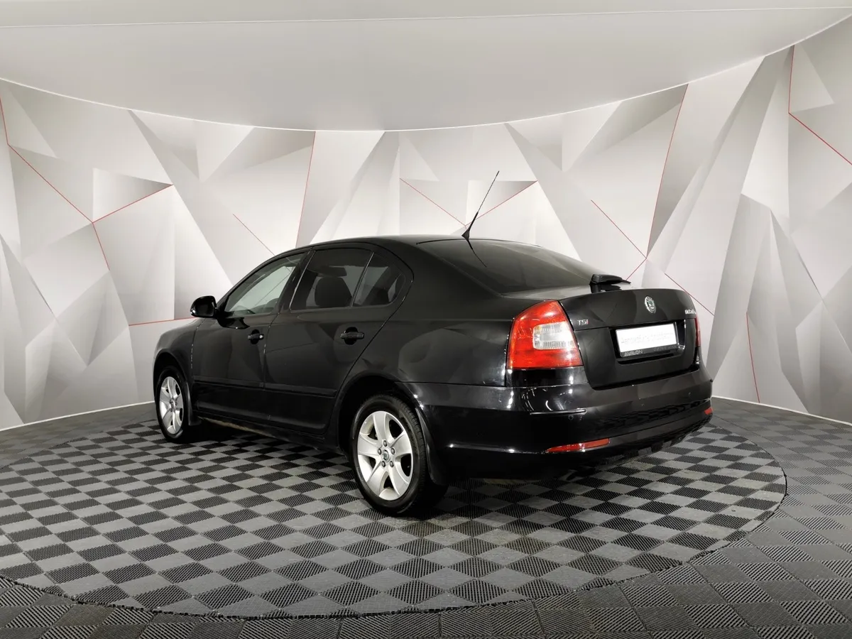 Skoda Octavia 1.8 TSI DSG (152 л.с.) Черный в АВИЛОН. Слайд №4