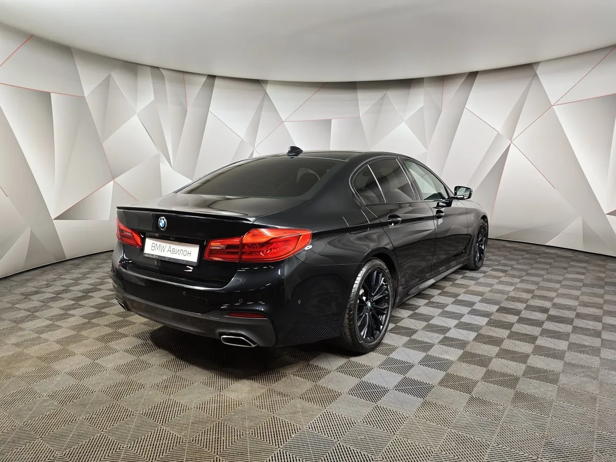 BMW 5 серия 530i xDrive Steptronic (249 л.с.) Черный в АВИЛОН. Слайд №2 BMW 5 серия 530i xDrive Steptronic (249 л.с.) Черный в АВИЛОН. Слайд №2