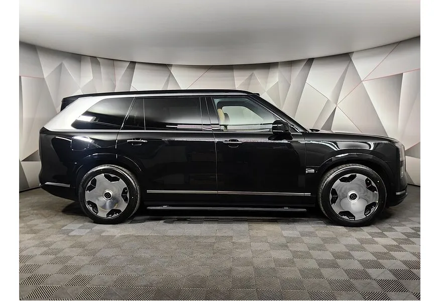 Zeekr 9X 2.0h AT 4WD (1177 л.с.) Ultra Черный в АВИЛОН. Слайд №6