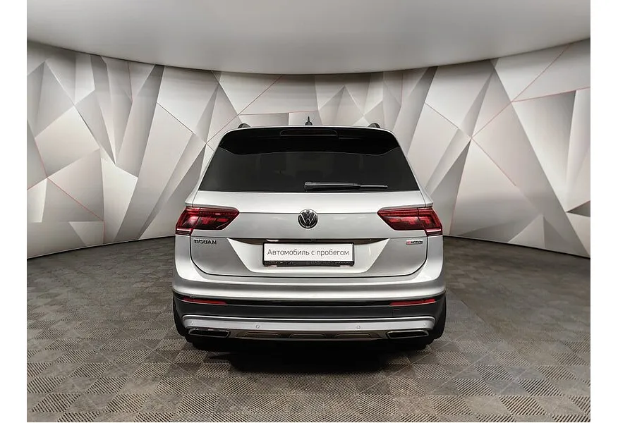 Volkswagen Tiguan 2.0 TSI 4Motion DSG (180 л.с.) OFFROAD Серый в АВИЛОН. Слайд №8