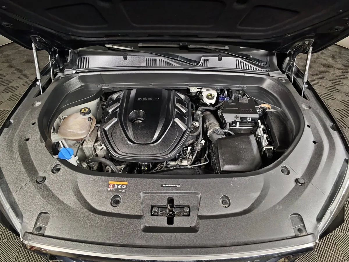 Geely Monjaro 2.0T 8AT 4WD (238 л.с.) Флагман Черный в АВИЛОН. Слайд №11