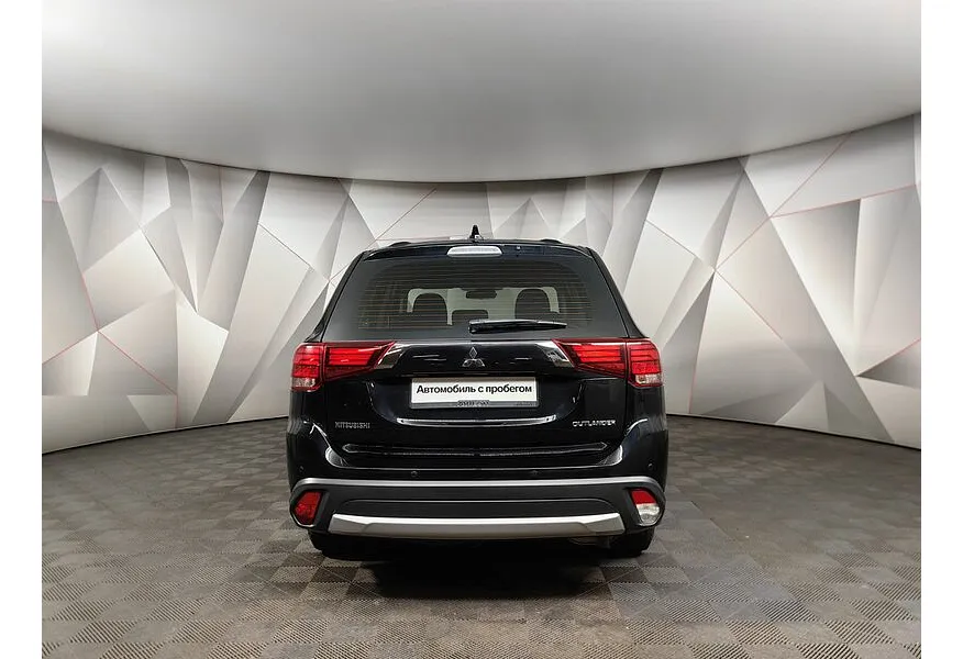 Mitsubishi Outlander 2.0 CVT (146 л.с.) Invite Черный в АВИЛОН. Слайд №8
