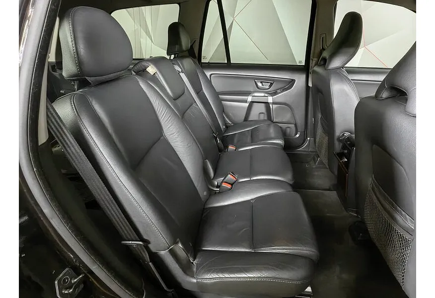 Volvo XC90 2.4 D5 Geartronic AWD (5 мест) (185 л.с.) Черный в АВИЛОН. Слайд №15