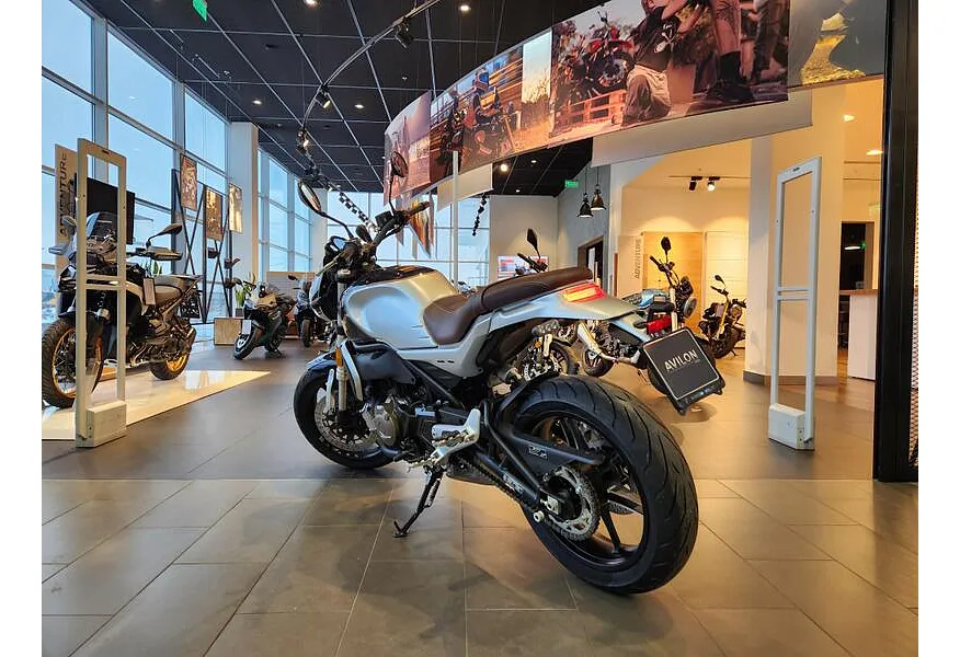 QJMOTOR SRV 550 550 см³ (47 л.с.) 550 Черный в АВИЛОН. Слайд №5