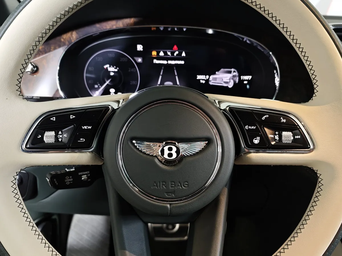 Bentley Bentayga 4.0 AT AWD (550 л.с.) Azure First Edition Комбинированный в АВИЛОН. Слайд №24