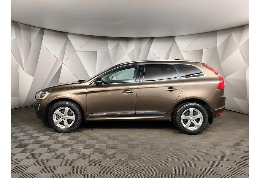 Volvo XC60 2.4 D4 Geartronic AWD (181 л.с.) Коричневый в АВИЛОН. Слайд №5