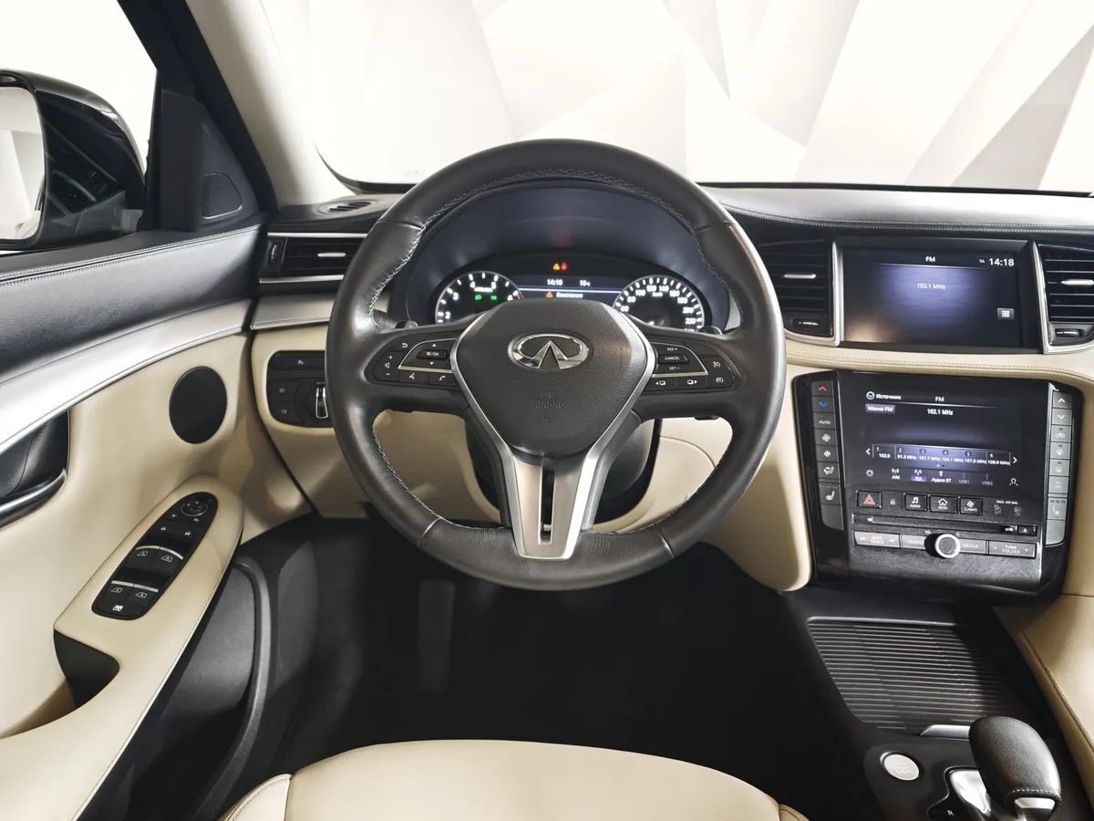 Infiniti QX50 2.0 VC-T CVT AWD (249 л.с.) Красный в АВИЛОН. Слайд №20
