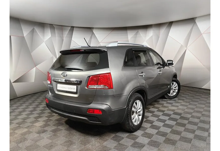 Kia Sorento 2.4 AT 4WD (175 л.с.) Comfort Серый в АВИЛОН. Слайд №2