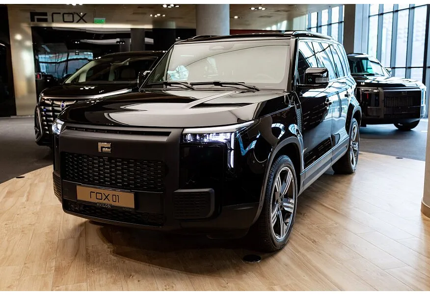 АВИЛОН - ROX 01 1.5 AT 4WD (475 л.с.) 6 мест Business Lounge Черный - slide 9451987