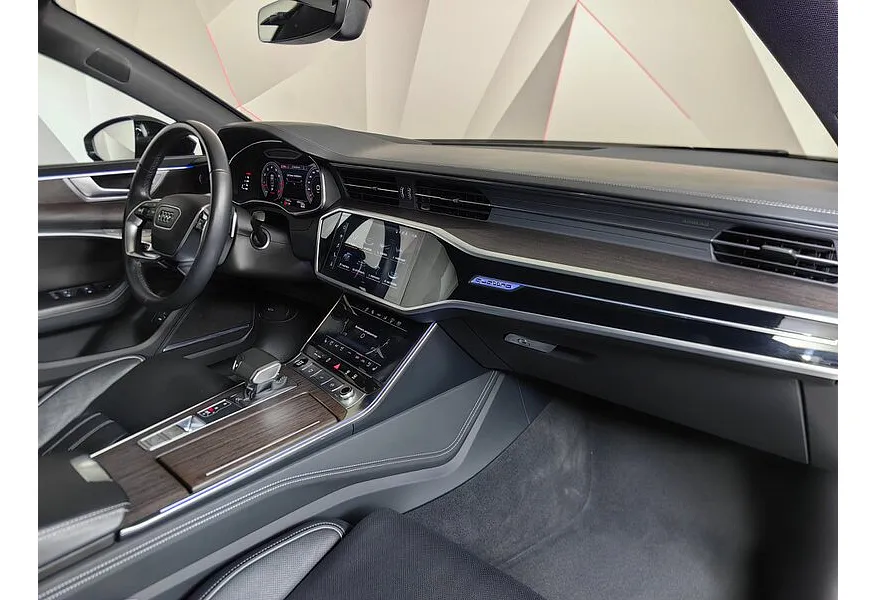 Audi A7 55 TFSI quattro S tronic (340 л.с.) Белый в АВИЛОН. Слайд №13