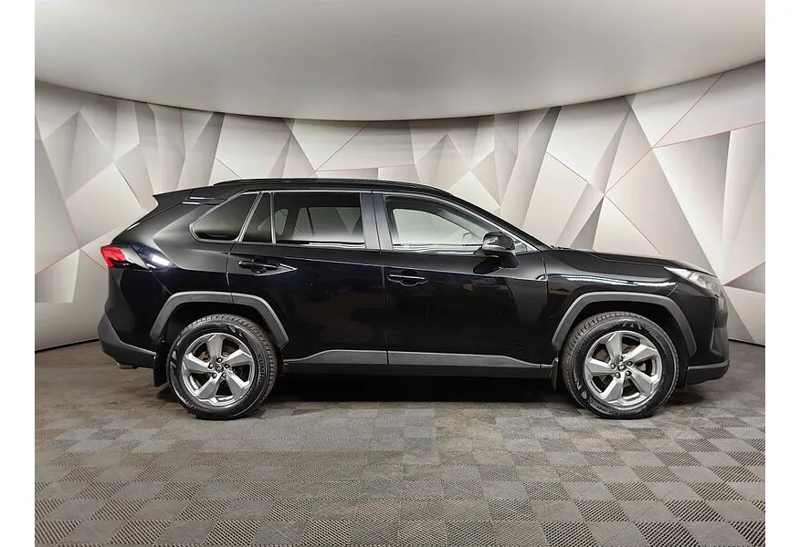 Toyota RAV4 2.0i CVT AWD (149 л.с.) Черный в АВИЛОН. Слайд №6