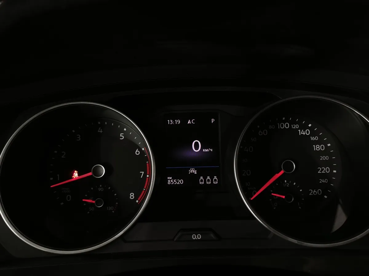 Volkswagen Tiguan 2.0 TSI 4Motion AT (180 л.с.) Status Коричневый в АВИЛОН. Слайд №18