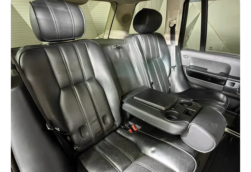 Land Rover Range Rover 3.6 TD AT (271 л.с.) Черный в АВИЛОН. Слайд №17