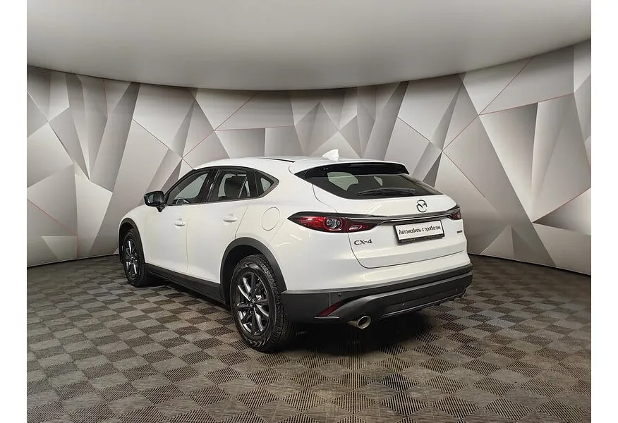 Mazda CX-4 2.0 AT (158 л.с.) High Белый в АВИЛОН. Слайд №4