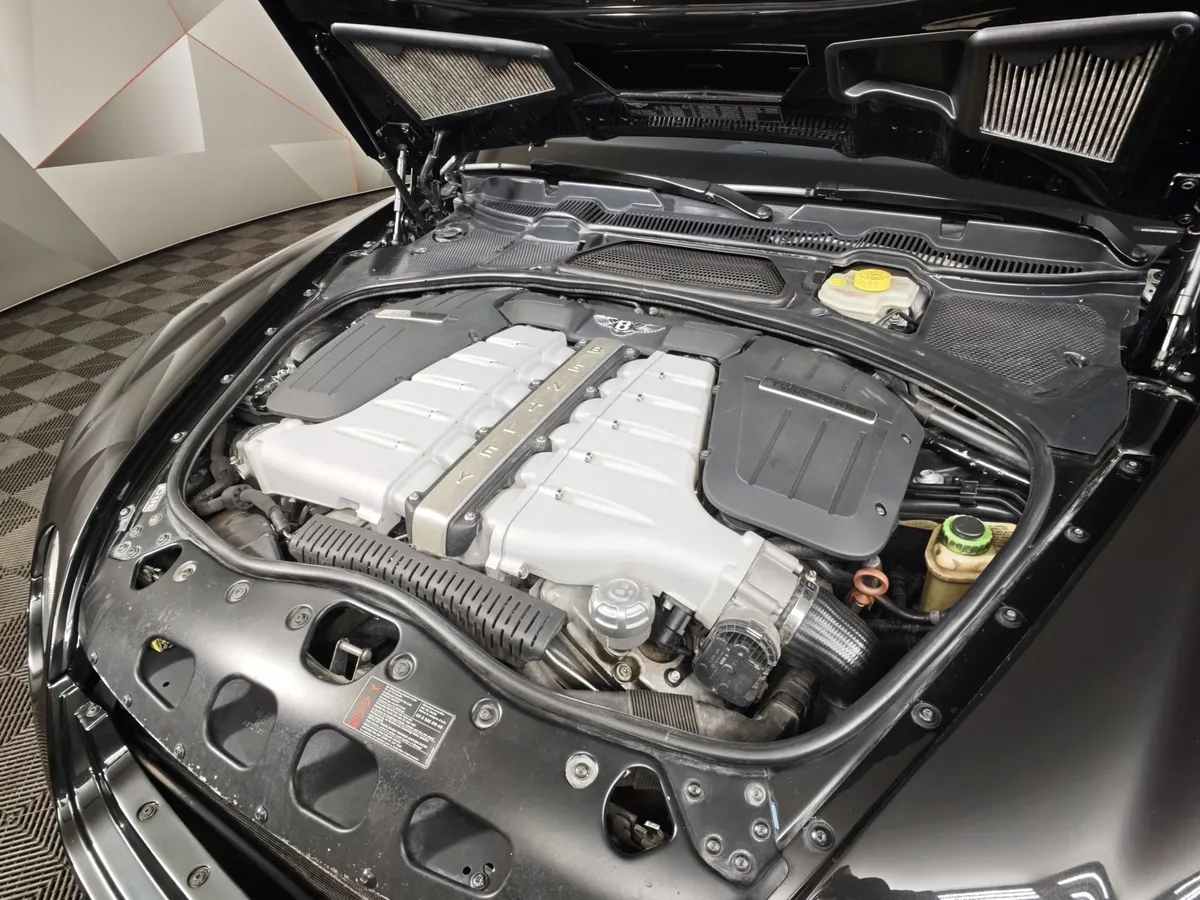Bentley Continental GT 6.0 AT Twin Turbo (560 л.с.) Черный в АВИЛОН. Слайд №11