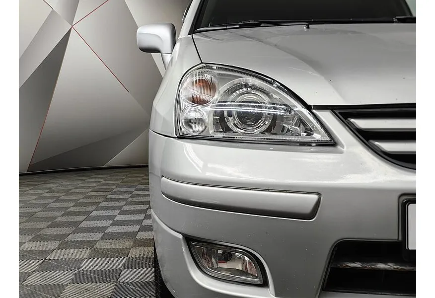 Suzuki Liana 1.6 MT (106 л.с.) Серый в АВИЛОН. Слайд №10