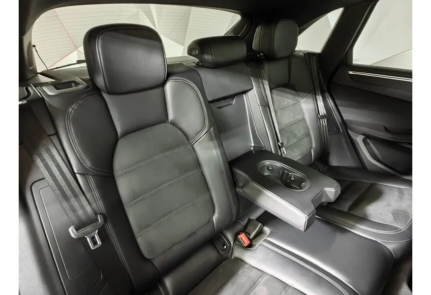 Porsche Macan 2.9 AMT (440 л.с.) GTS Серый в АВИЛОН. Слайд №17