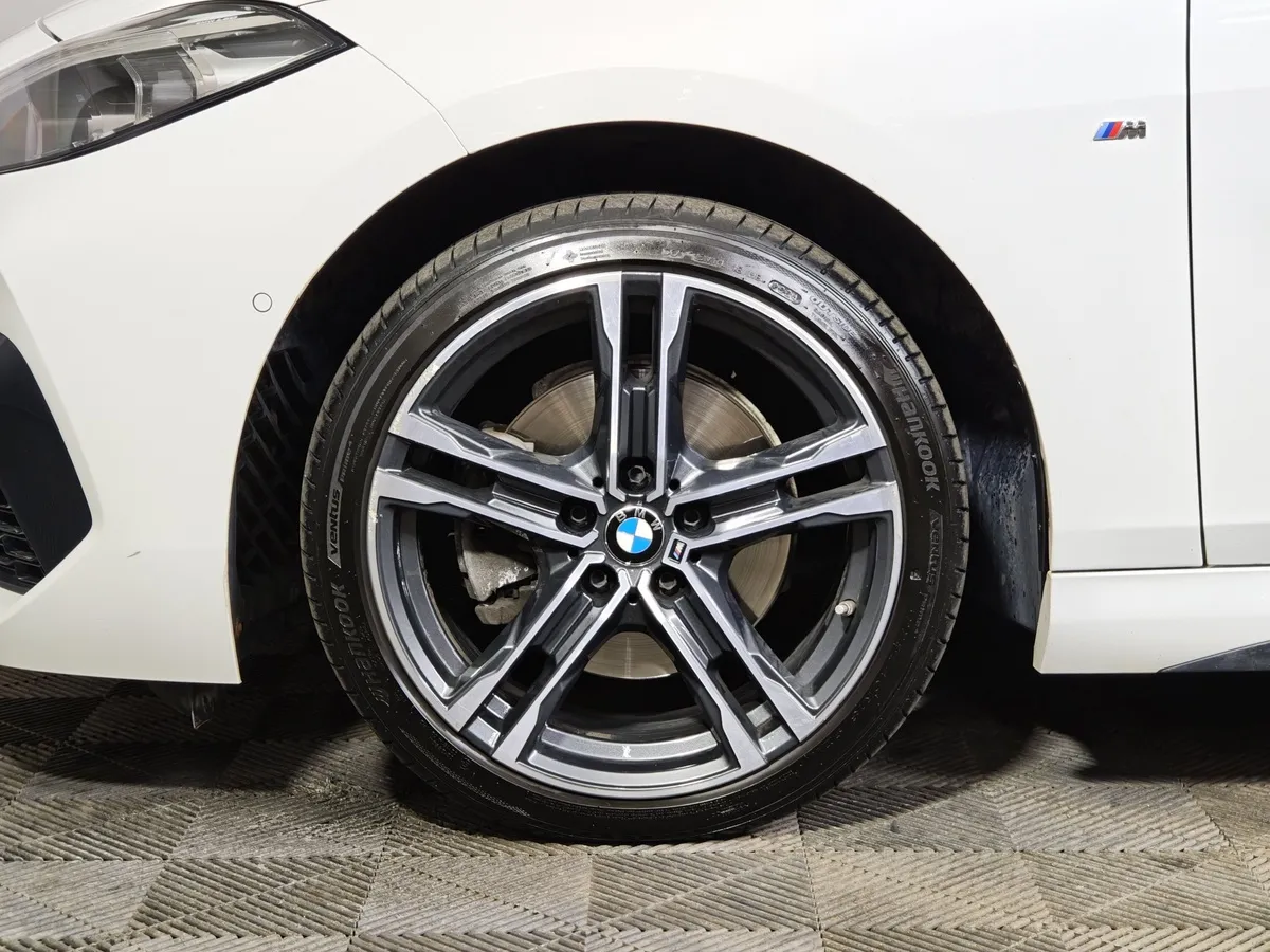 BMW 2 серия Gran Coupe 218i (140 л.с.) M Sport Edition 21 Белый в АВИЛОН. Слайд №7