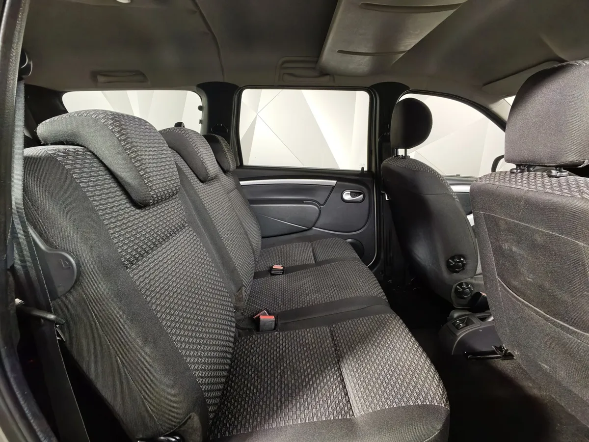 ВАЗ (Lada) Largus 1.6 MT 16 кл (5 мест) (105 л.с.) Бежевый в АВИЛОН. Слайд №16
