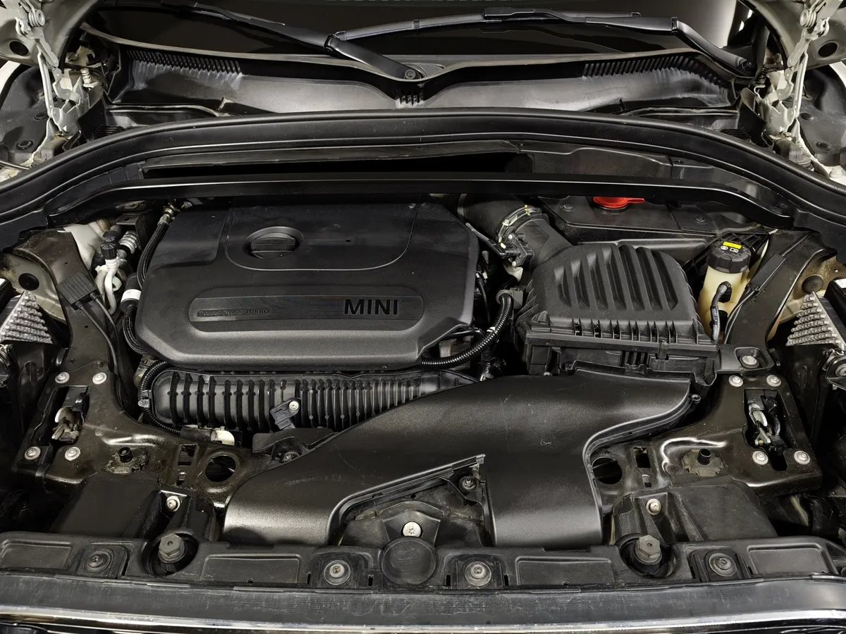 Mini Countryman Cooper S 2.0 AT ALL4 (192 л.с.) Белый в АВИЛОН. Слайд №10