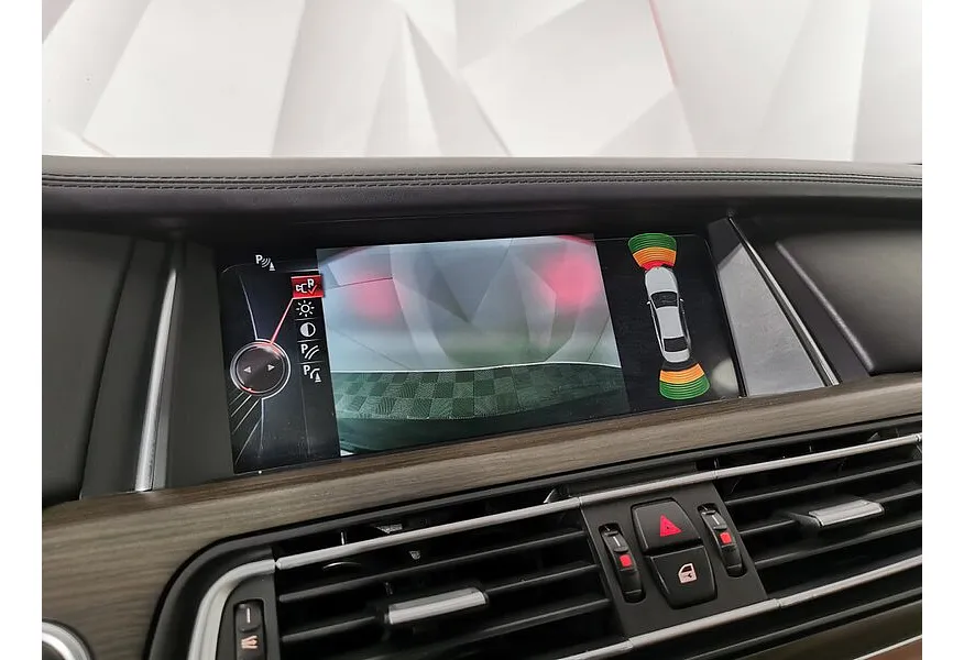 АВИЛОН - BMW 7 серия 740i AT (320 л.с.) Черный - slide 13