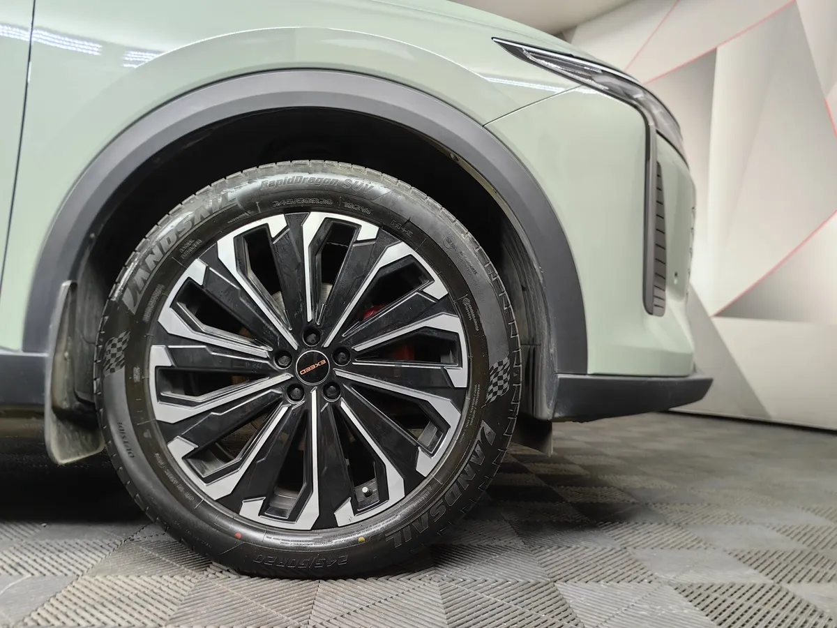 EXEED RX 2.0T DCT 4WD (249 л.с.) Premium Зеленый в АВИЛОН. Слайд №9