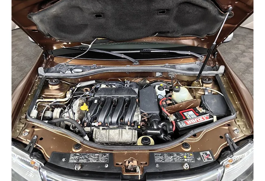 Renault Duster 2.0 АТ 4x4 (135 л.с.) Коричневый в АВИЛОН. Слайд №11