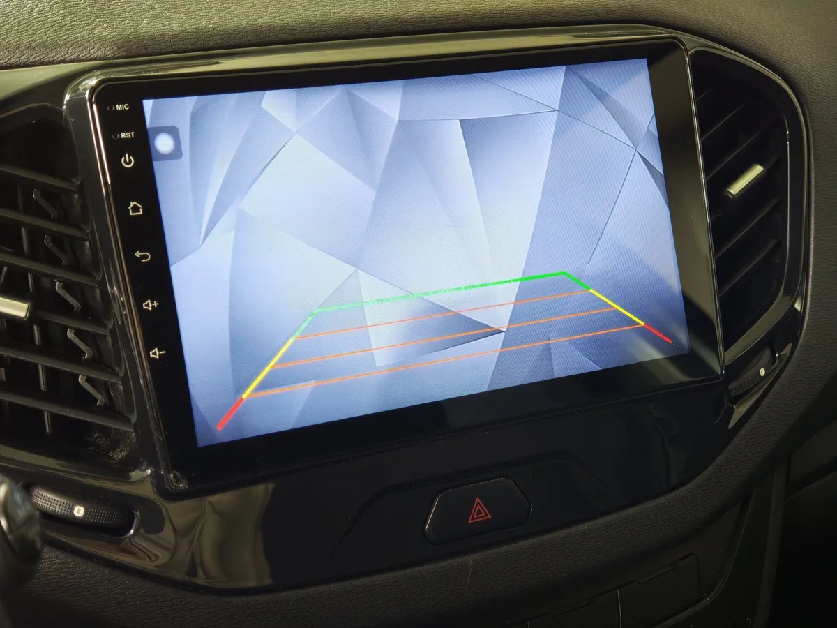 ВАЗ (Lada) Vesta 1.6 CVT (113 л.с.) Белый в АВИЛОН. Слайд №22