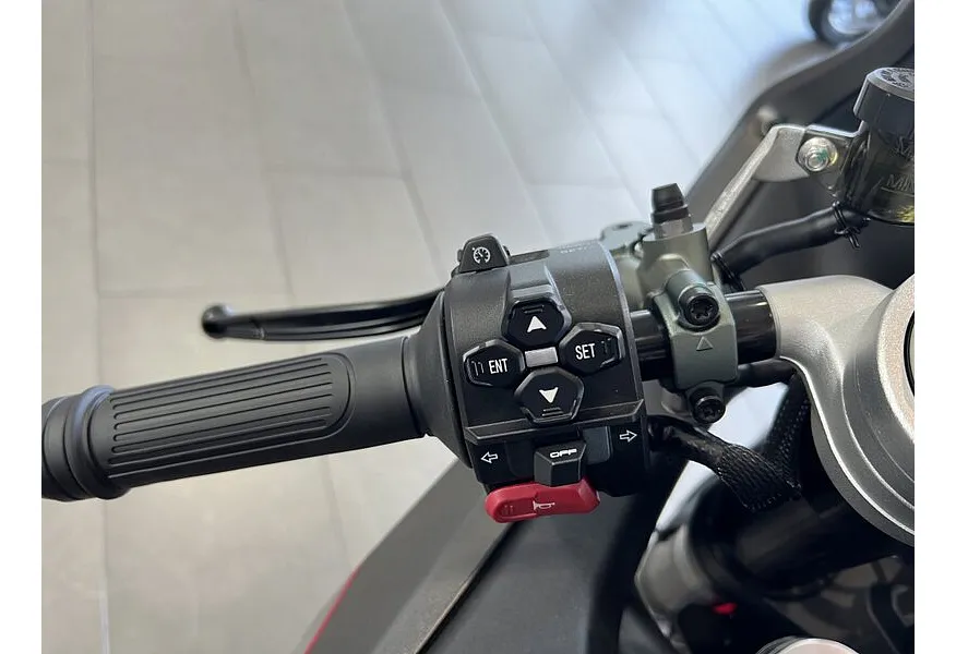 QJMOTOR SRK 921 RR 921 см³ (129 л.с.) (129) 921 Черный в АВИЛОН. Слайд №12