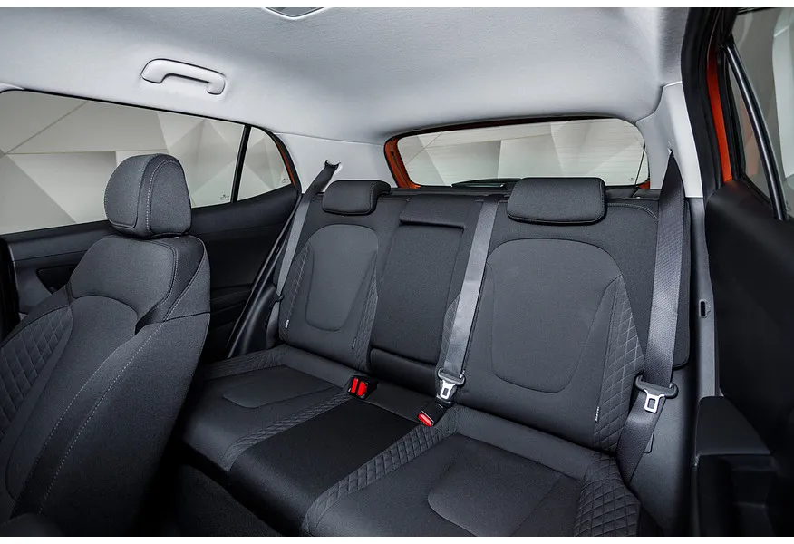 АВИЛОН - Solaris HC 2.0 AT 4WD (150 л.с.) Lifestyle + Premium Audio + Winter + Advanced Белый - slide 1