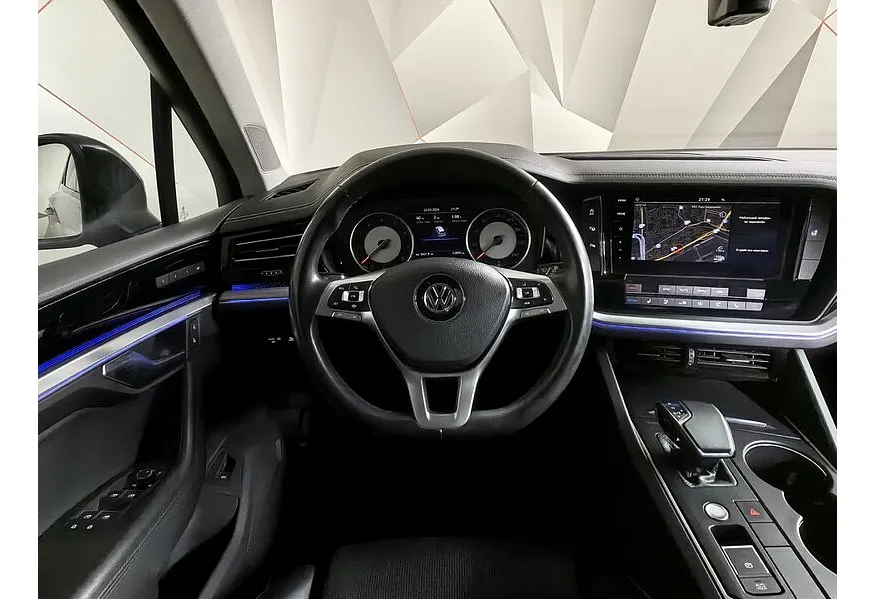 Volkswagen Touareg 2.0 TSI Tiptronic 4Motion (249 л.с.) Respect Серый в АВИЛОН. Слайд №20