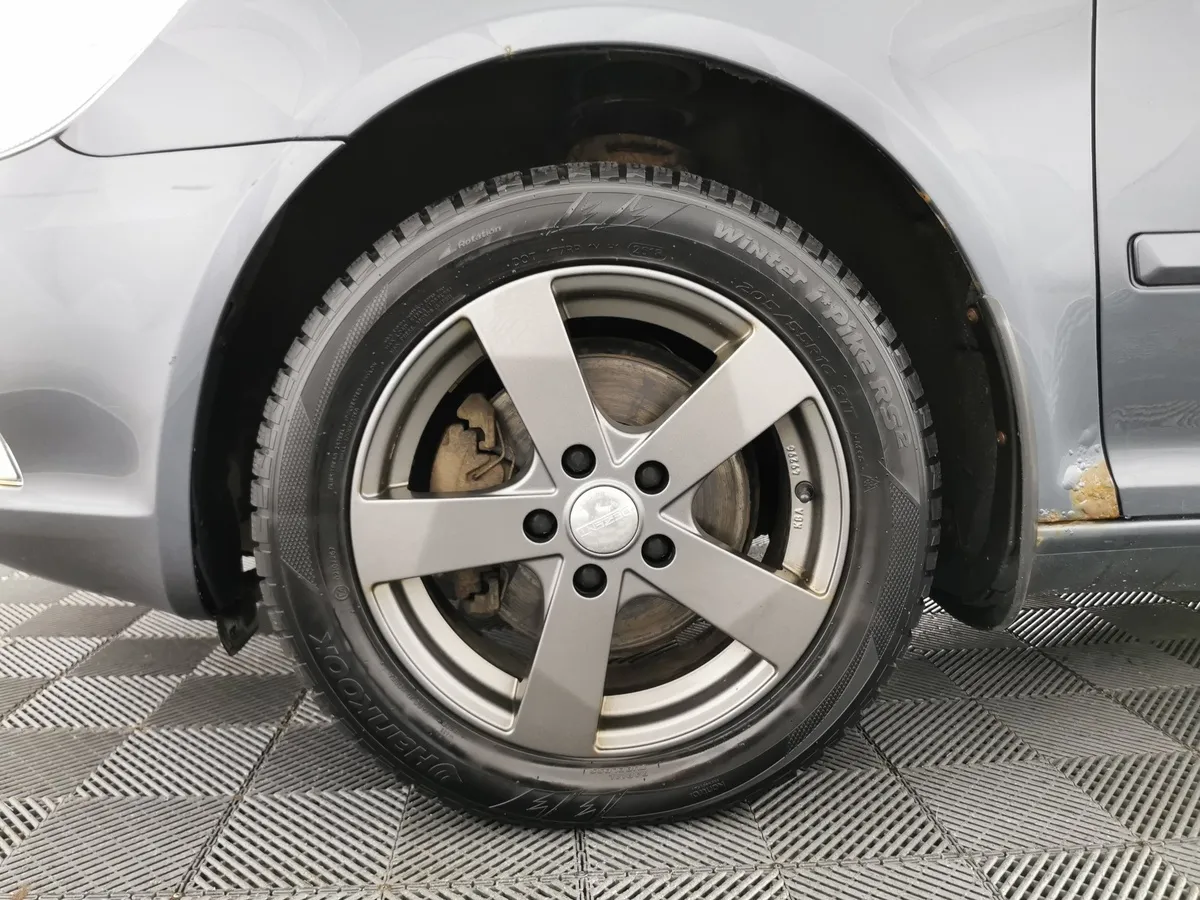 Skoda Octavia 1.8 TSI AT (152 л.с.) Серый в АВИЛОН. Слайд №9