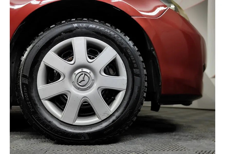 Mazda 3 1.6 MT (105 л.с.) Красный в АВИЛОН. Слайд №9 Mazda 3 1.6 MT (105 л.с.) Красный в АВИЛОН. Слайд №9