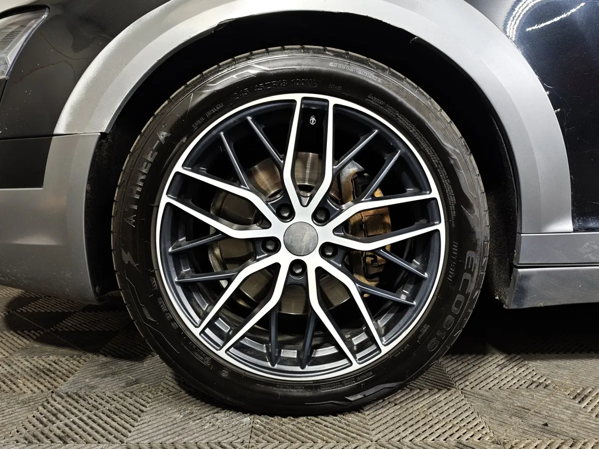 Audi A6 3.2 FSI tiptronic quattro (255 л.с.) Черный в АВИЛОН. Слайд №9