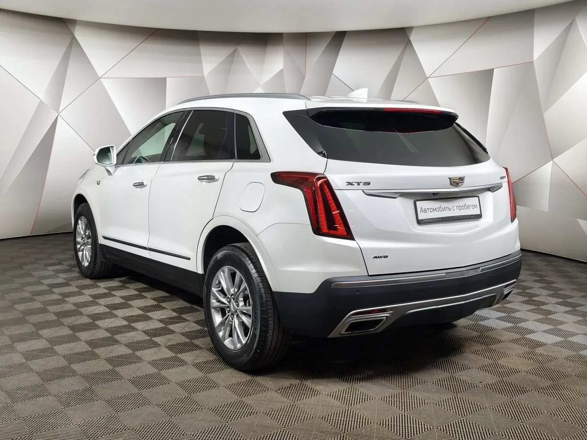 Cadillac XT5 2.0T АТ AWD (200 л.с.) Premium Luxury Белый в АВИЛОН. Слайд №4