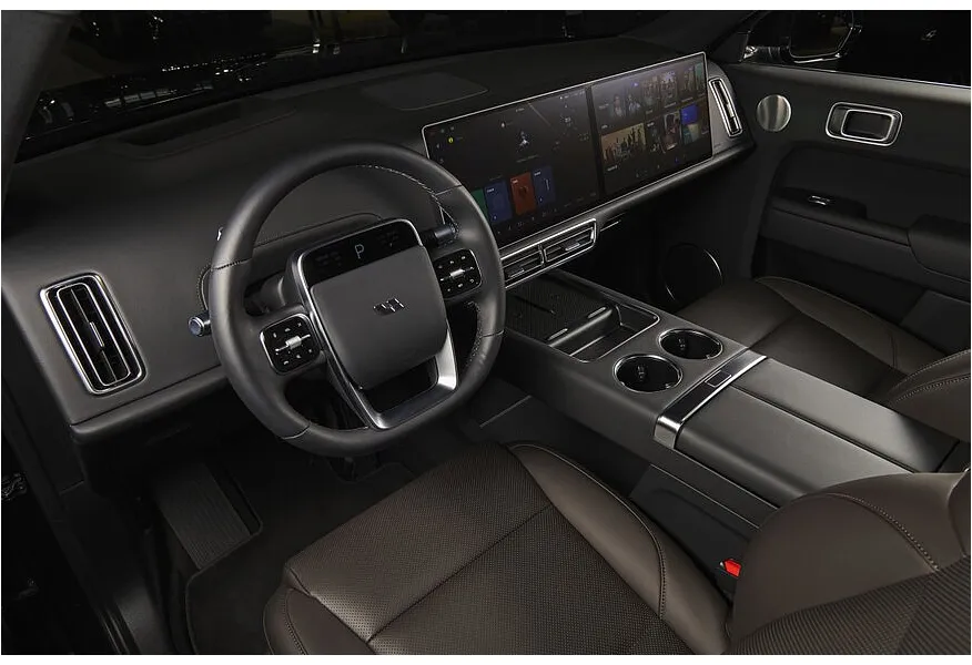 Li Auto L9 1.5 AT 4WD (449 л.с.) Ultra Черный в АВИЛОН. Слайд №9