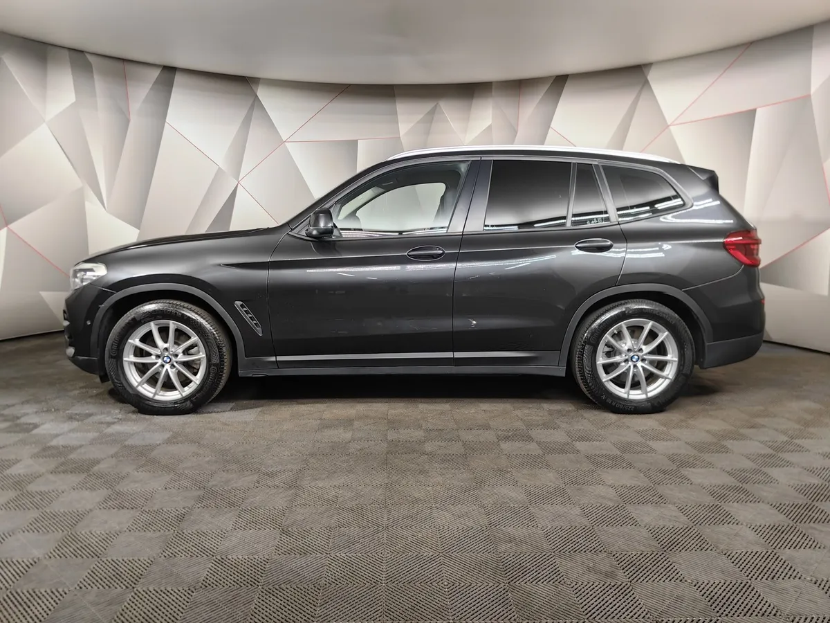 BMW X3 xDrive20i AT (184 л.с.) Urban Серый в АВИЛОН. Слайд №5