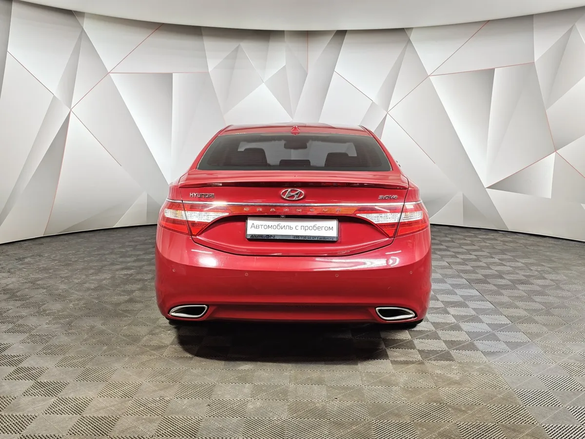 Hyundai Grandeur 3.0 AT (250 л.с.) Business Красный в АВИЛОН. Слайд №8