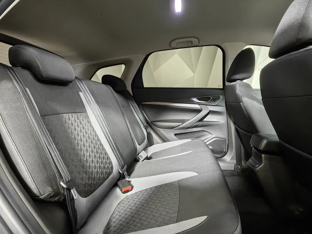 ВАЗ (Lada) Vesta 1.6 CVT (113 л.с.) Серый в АВИЛОН. Слайд №16